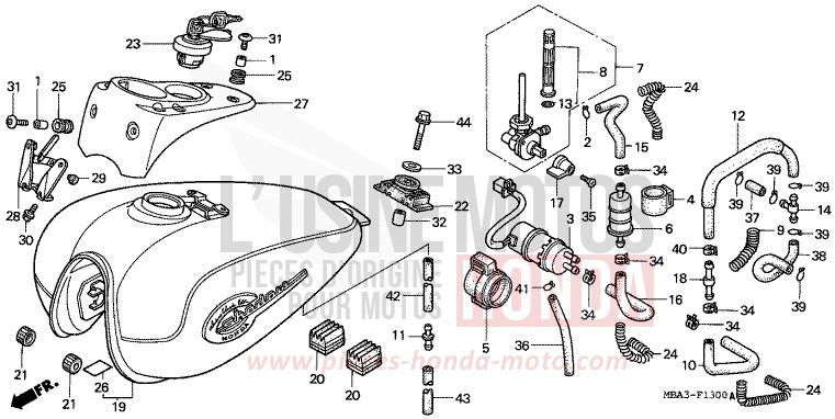 RESERVOIR A CARBURANT/POMPE A CARBURANT de Shadow Aero NOIR (NH1HA) 1997